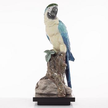 Lladró, figurine, "Macaw Bird", Spain.