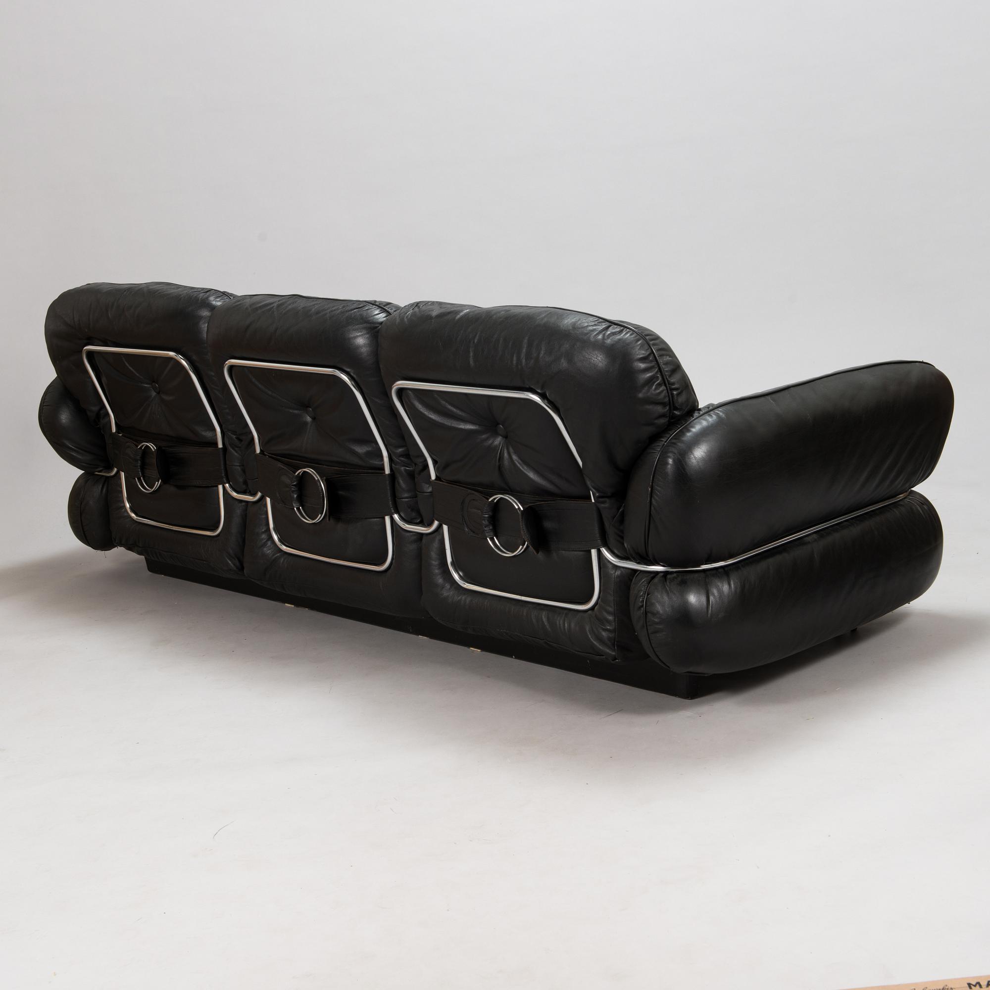 Kurt Hvitsjö, A 1970's sofa 'Hannibal' for Isku.