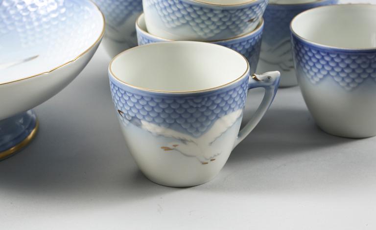 KAFFESERVIS, 48 delar, porslin, "Blå Måsen", Bing & Gröndal, Danmark, 1900-talets andra hälft.