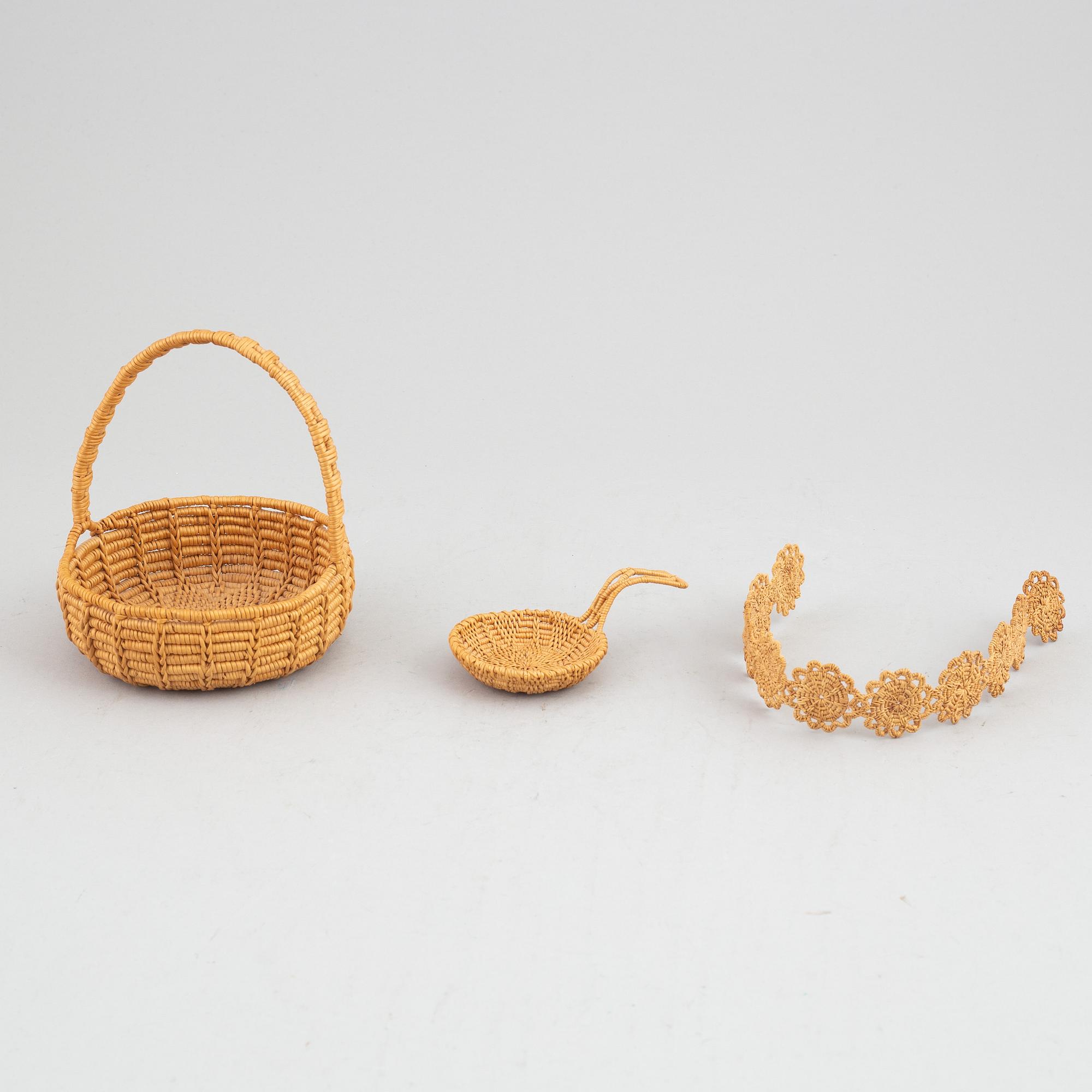 Three Sami root items.