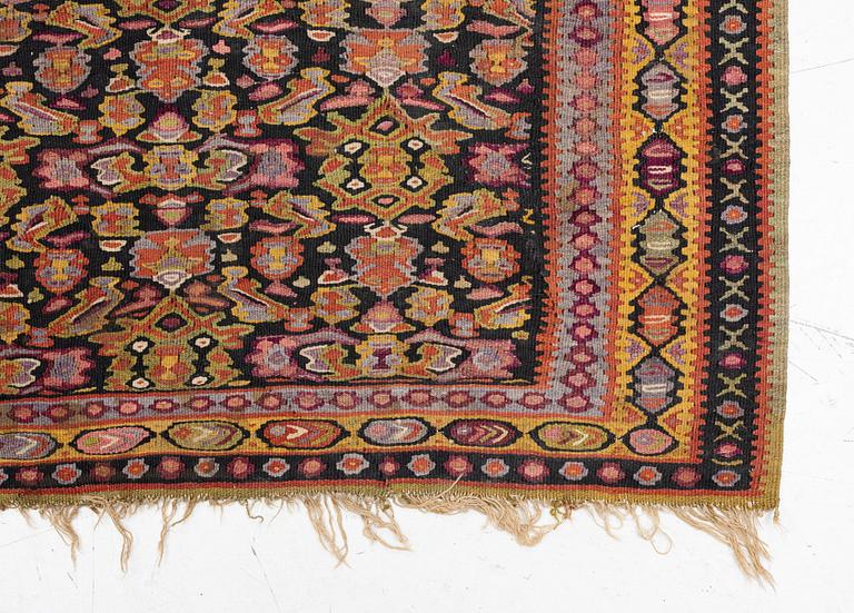 Carpet, kilim, Senneh, semi-antique. approx. 330 x 210.
