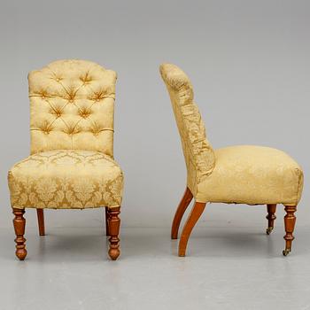 FÅTÖLJER, ett par. 1800-talets slut.