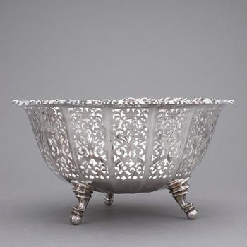 SKÅL, silver, importstämplar samt stämplad GAB, vikt ca 654 g.