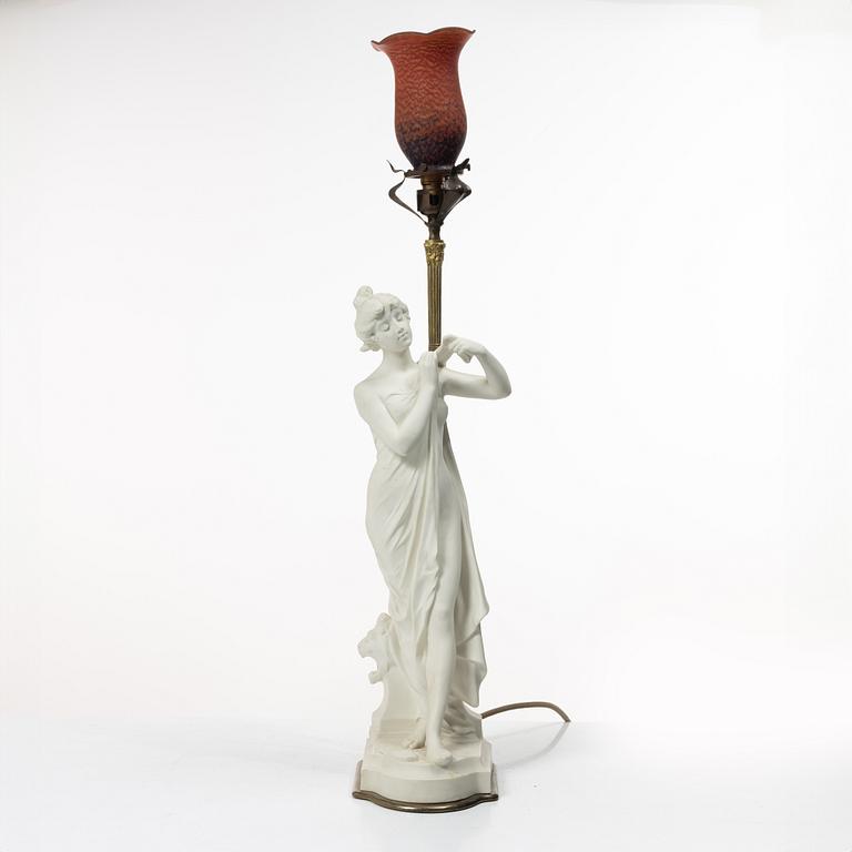 Bordslampa, parian och mässing, 1916.