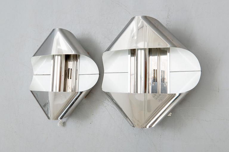 Wall lamps a pair of Guzzini Italy 1970s.