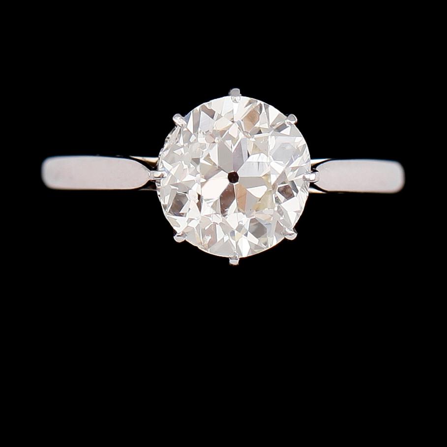 RING, 18 k vitguld, solitär briljantslipad diamant ca 1.90-2.00 ct.
