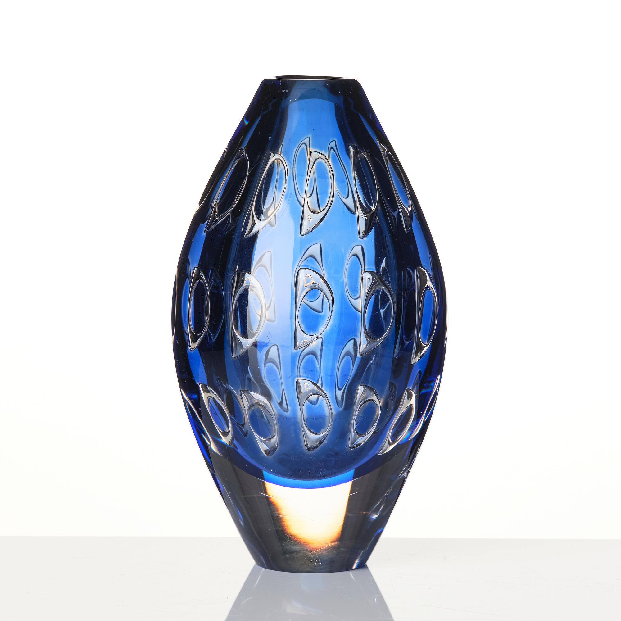 Ingeborg Lundin, a vase, Ariel, Orrefors, 1961.