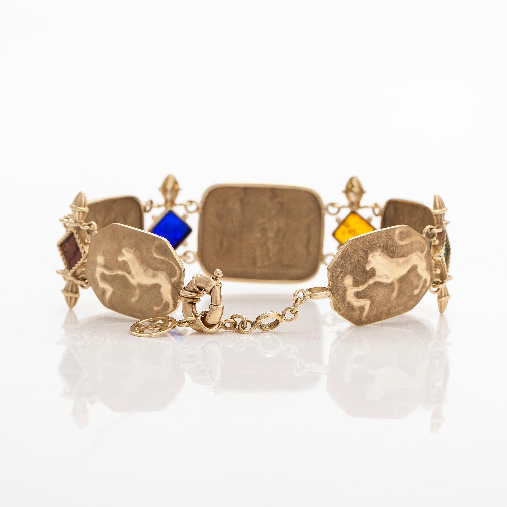 Tagliamonte, a 14K gold bracelet with glass intaglio, Italy.