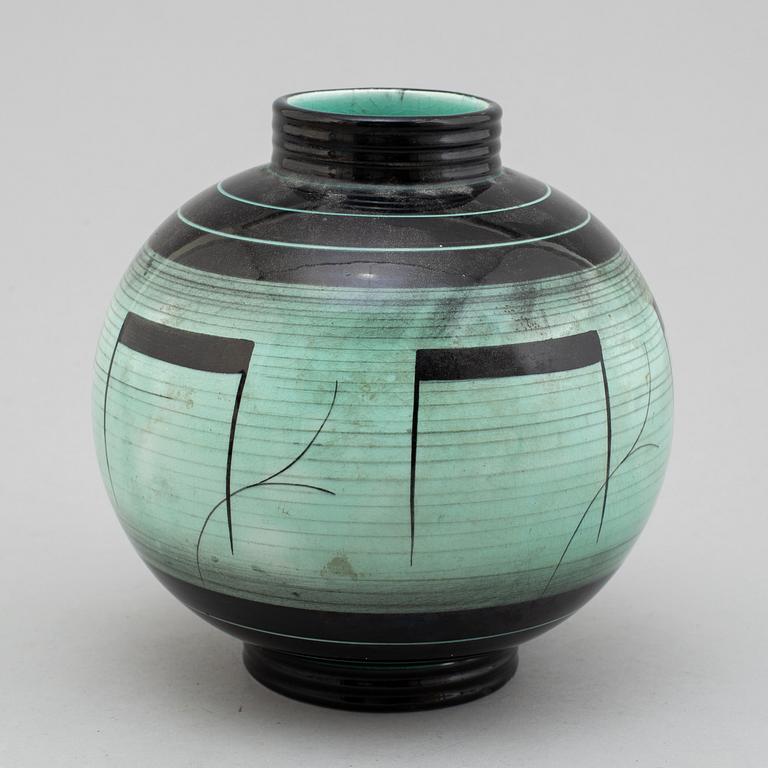 ILSE CLAESSON,  a creamware vase, Rörstrand 1930s.