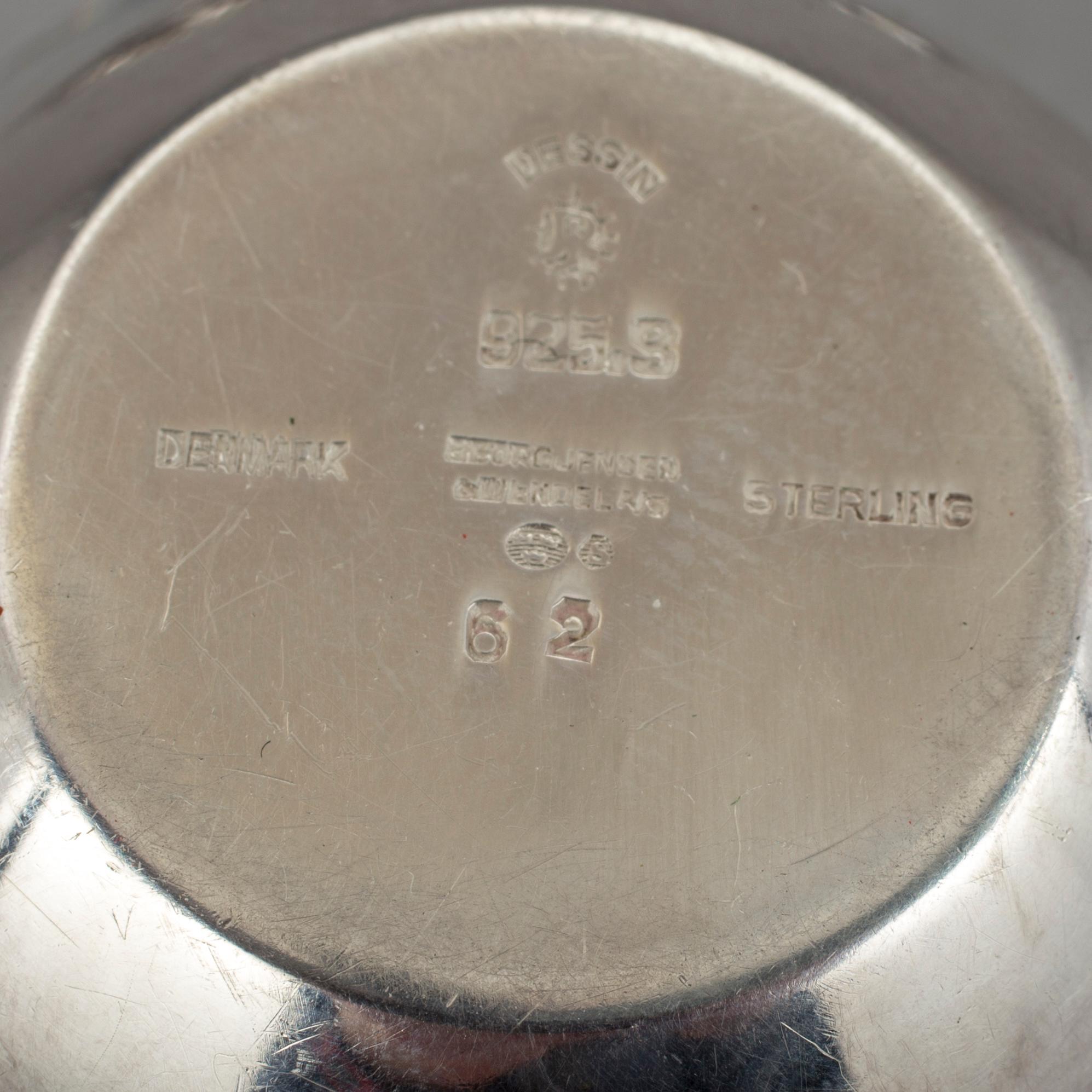 SALTKAR, 3 st, silver, "Konge", Georg Jensen, Danmark. Total silvervikt ca 59 g.