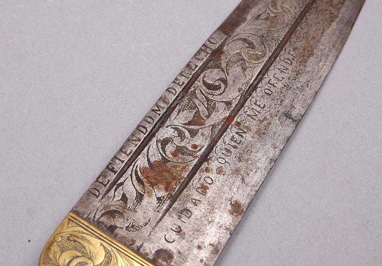 JAKTBAJONETTER, 2 st, Spanien 1700/1800-tal.