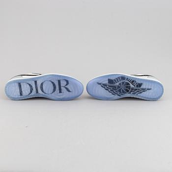 CHRISTIAN DIOR, sneakers, "Dior x Air Jordan 1 Low", US size 9, 2020, limited edition.