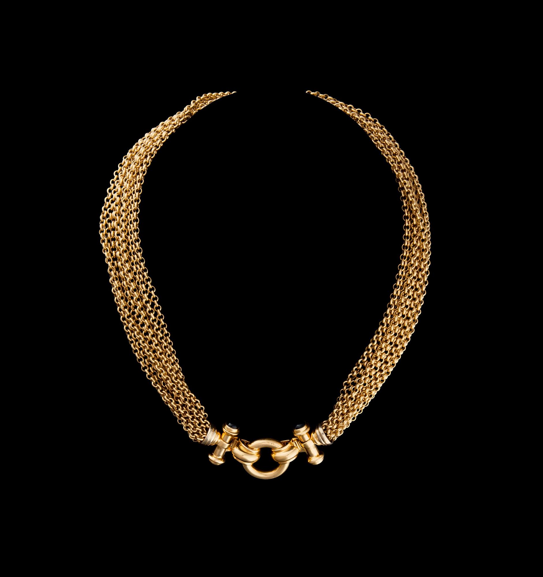 COLLIER.