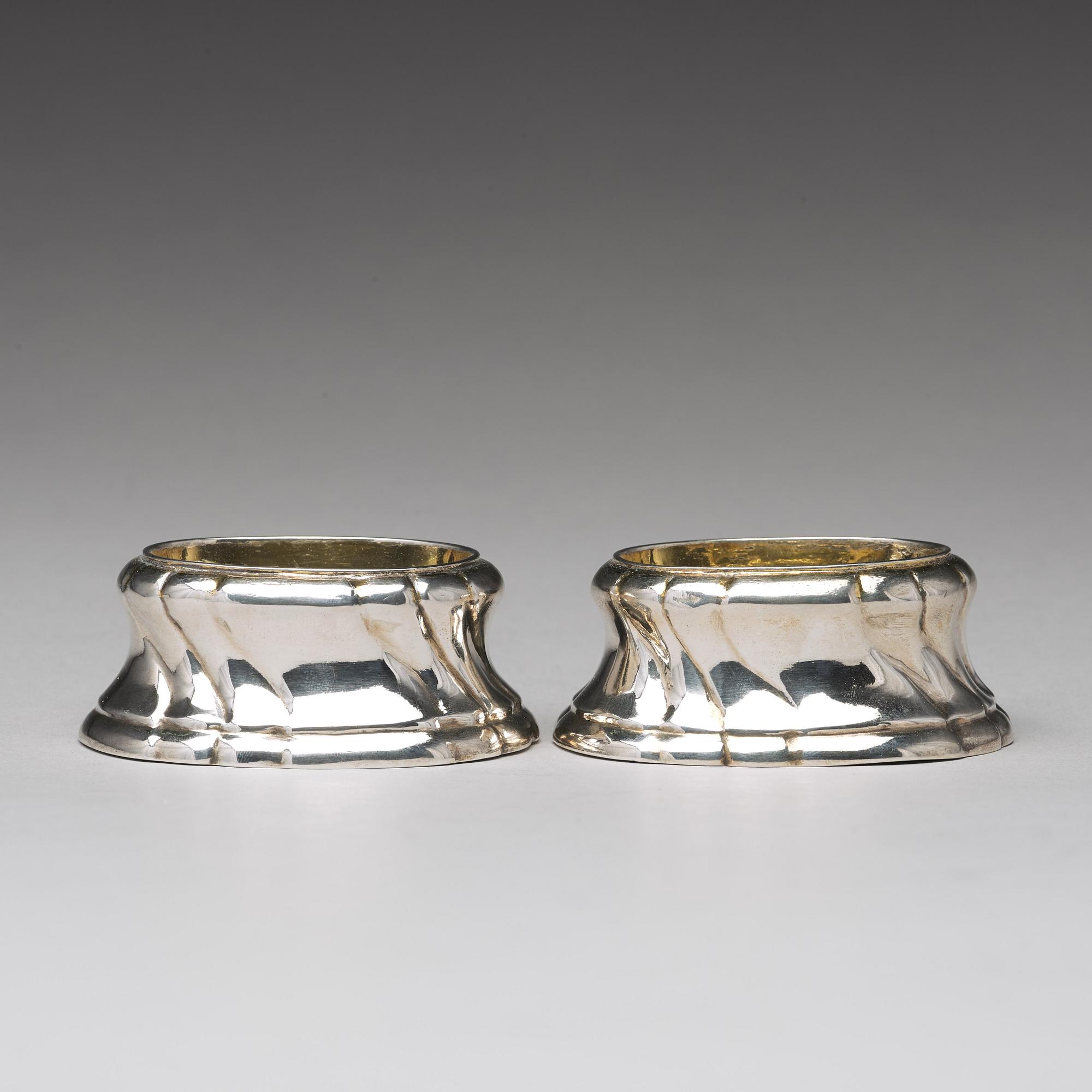 Johan Leffler, saltkar, ett par, silver, Falun 1770. Rokoko.