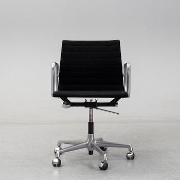 Charles & Ray Eames, 'EA 107' office chair for Herman Miller.