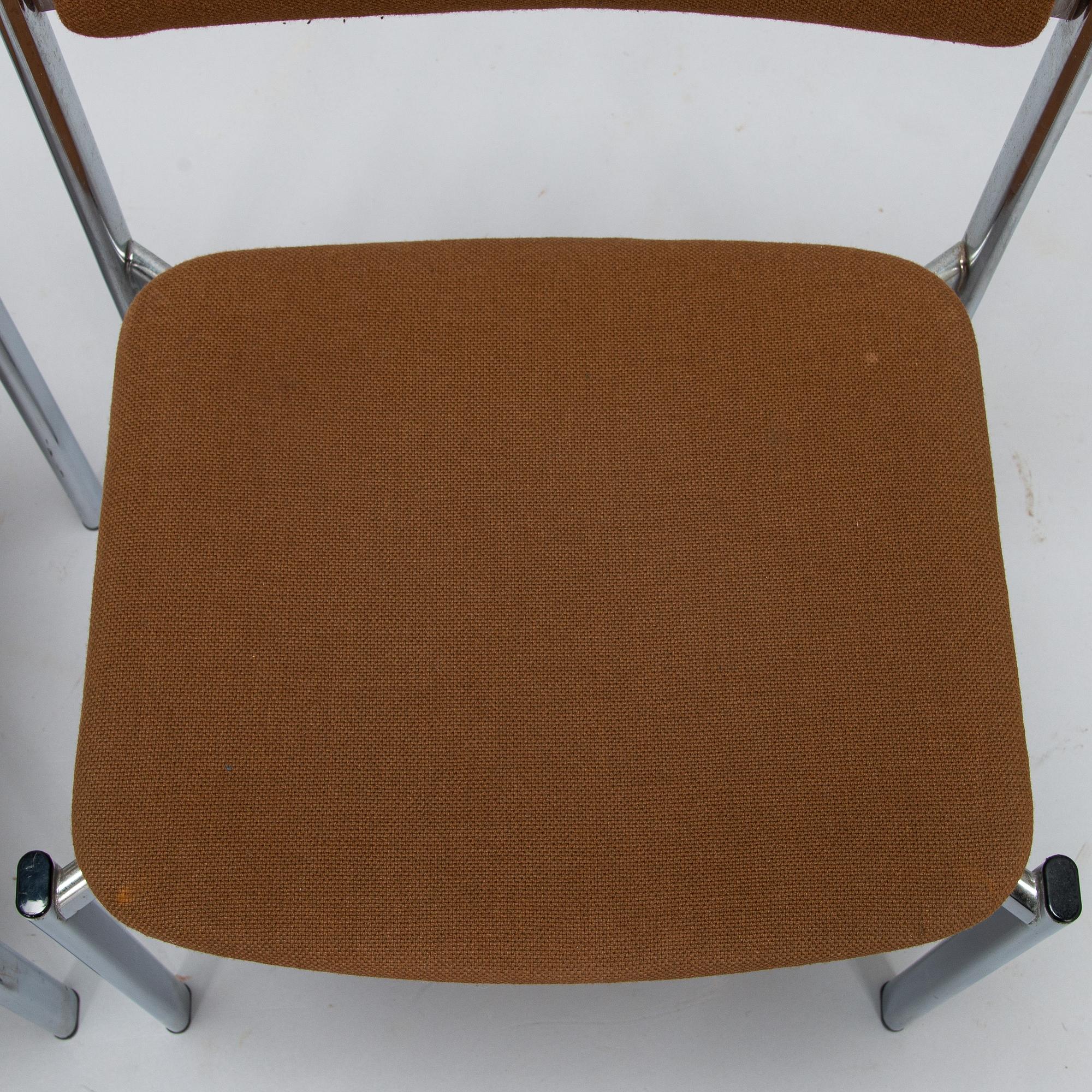 Ilmari Tapiovaara, tuoleja, 4 kpl, "Kiki" Merivaara 1970-luku.