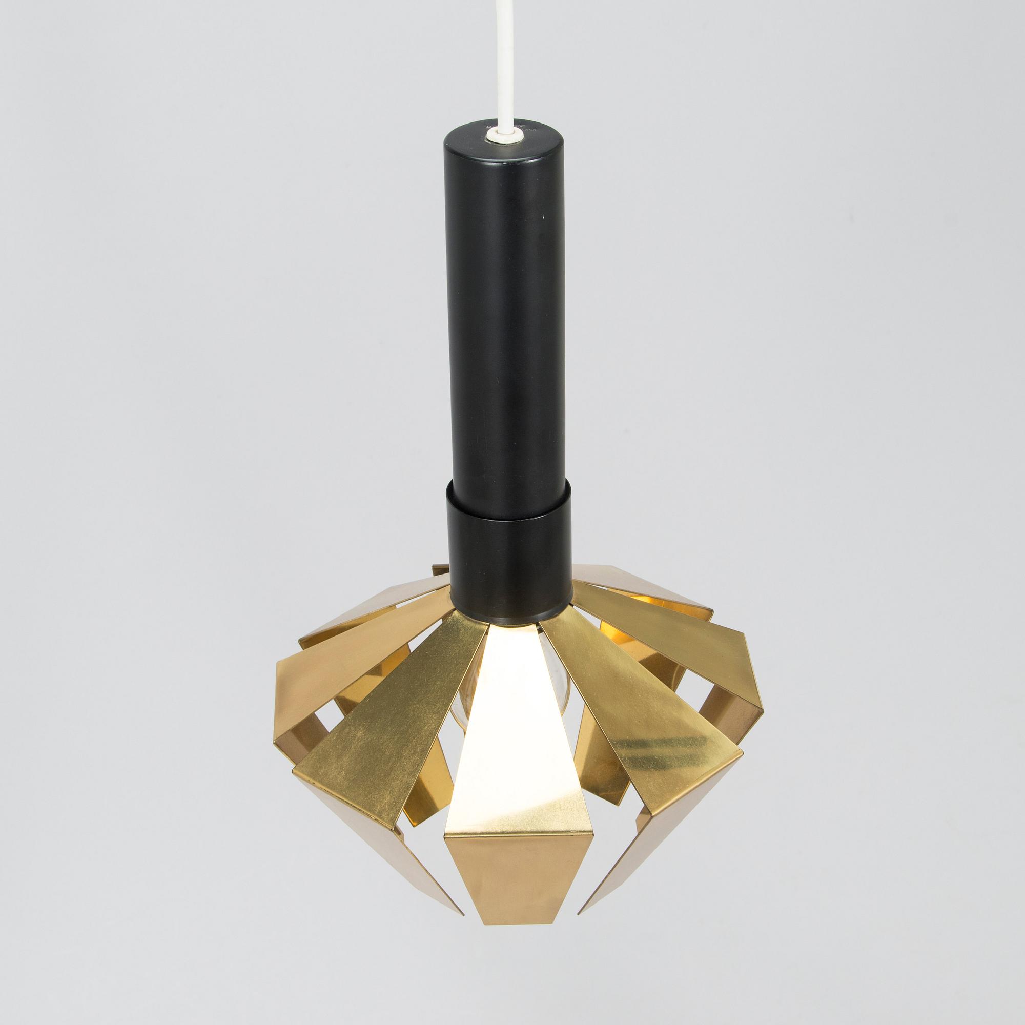 Taklampa, ES-221 för Itsu 1900-talets mitt.