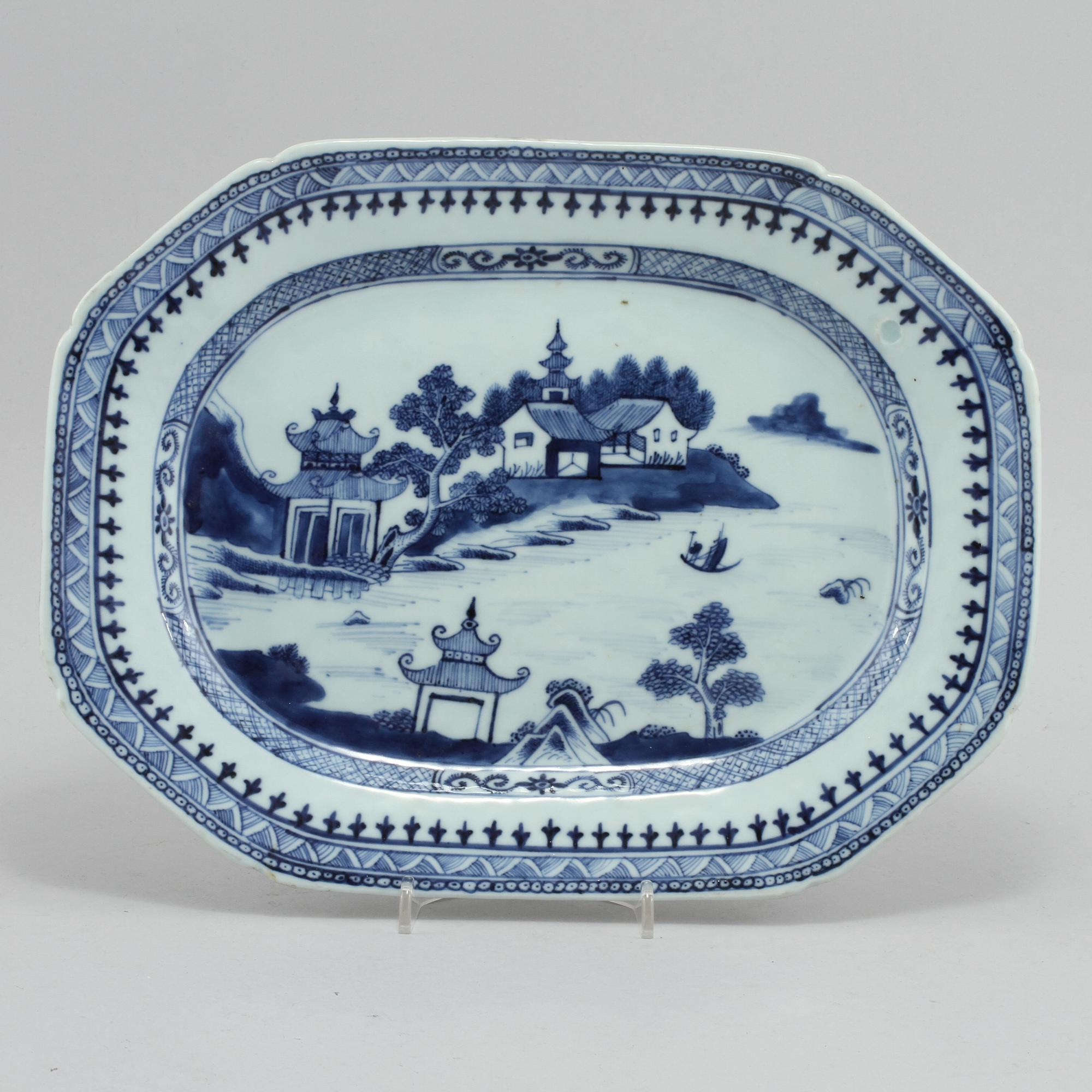 STEKFAT, porslin, Kina, 1700-tal.