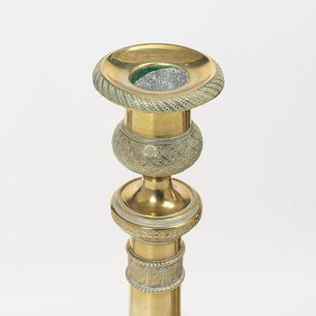 Ljusstakar, 2 par, sent 1800-tal/1900-tal samt 1900-tal.