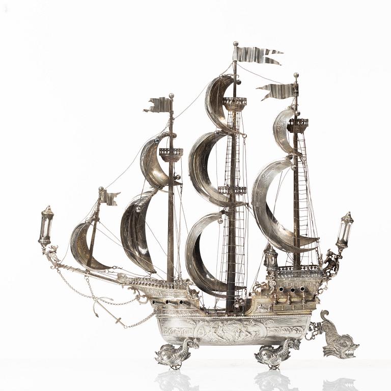 Fartyg, s.k. Nef, silver, sannolikt Tyskland omkring år 1900.