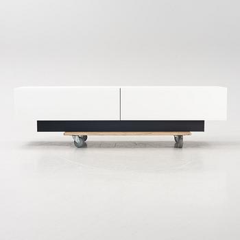 A Spectral 'Brick br2001' TV unit.