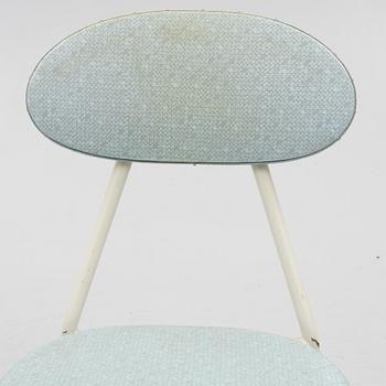 A table and four chairs, mid-20th Century.