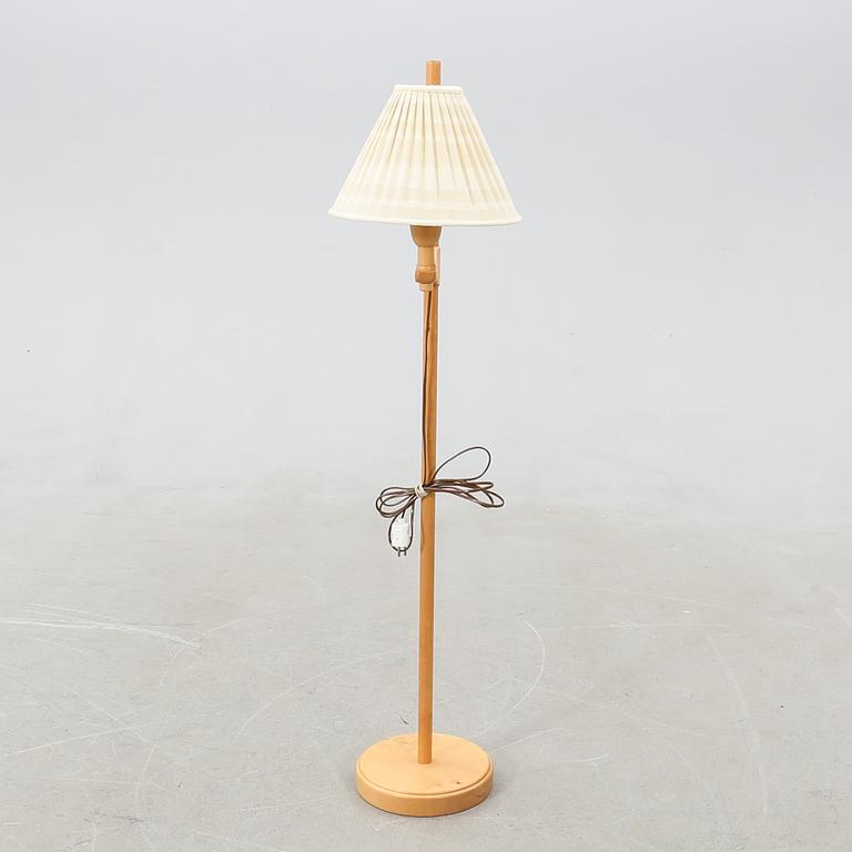 Carl Malmsten, golvlampa "Staken".