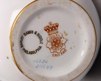 PARTI PORSLIN, 3 delar, Rosenthal, Doulton, Dresden, 1900-talets första hälft.