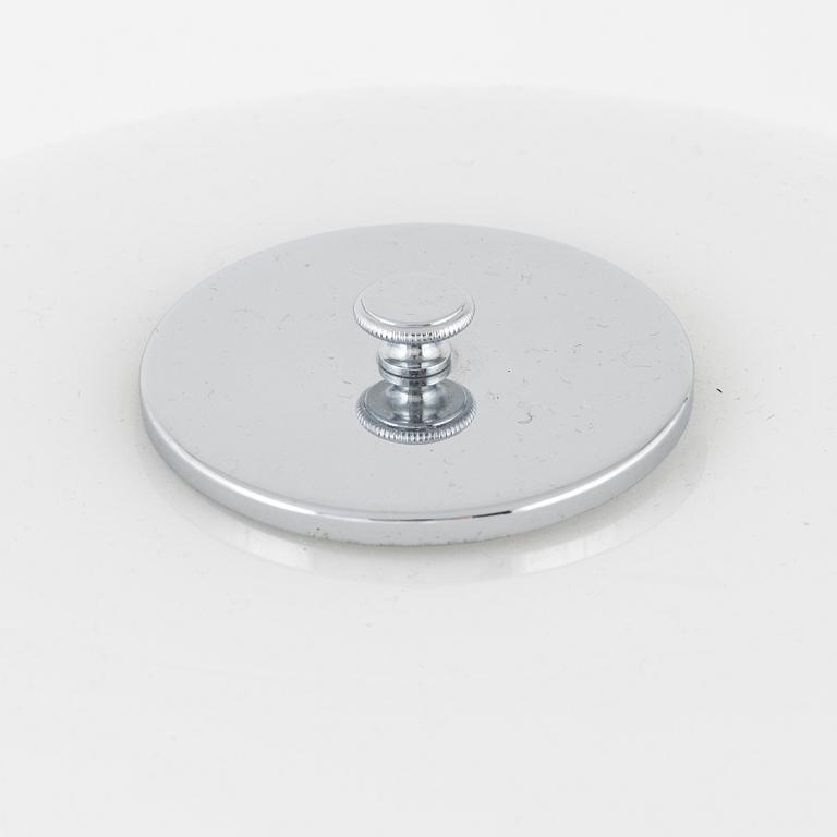 Poul Henningsen, bordslampa, "PH 3/2", Louis Poulsen, Danmark.