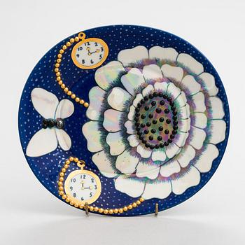 Birger Kaipiainen, A ceramic dish signed Birger Kaipiainen, Arabia, Finland.