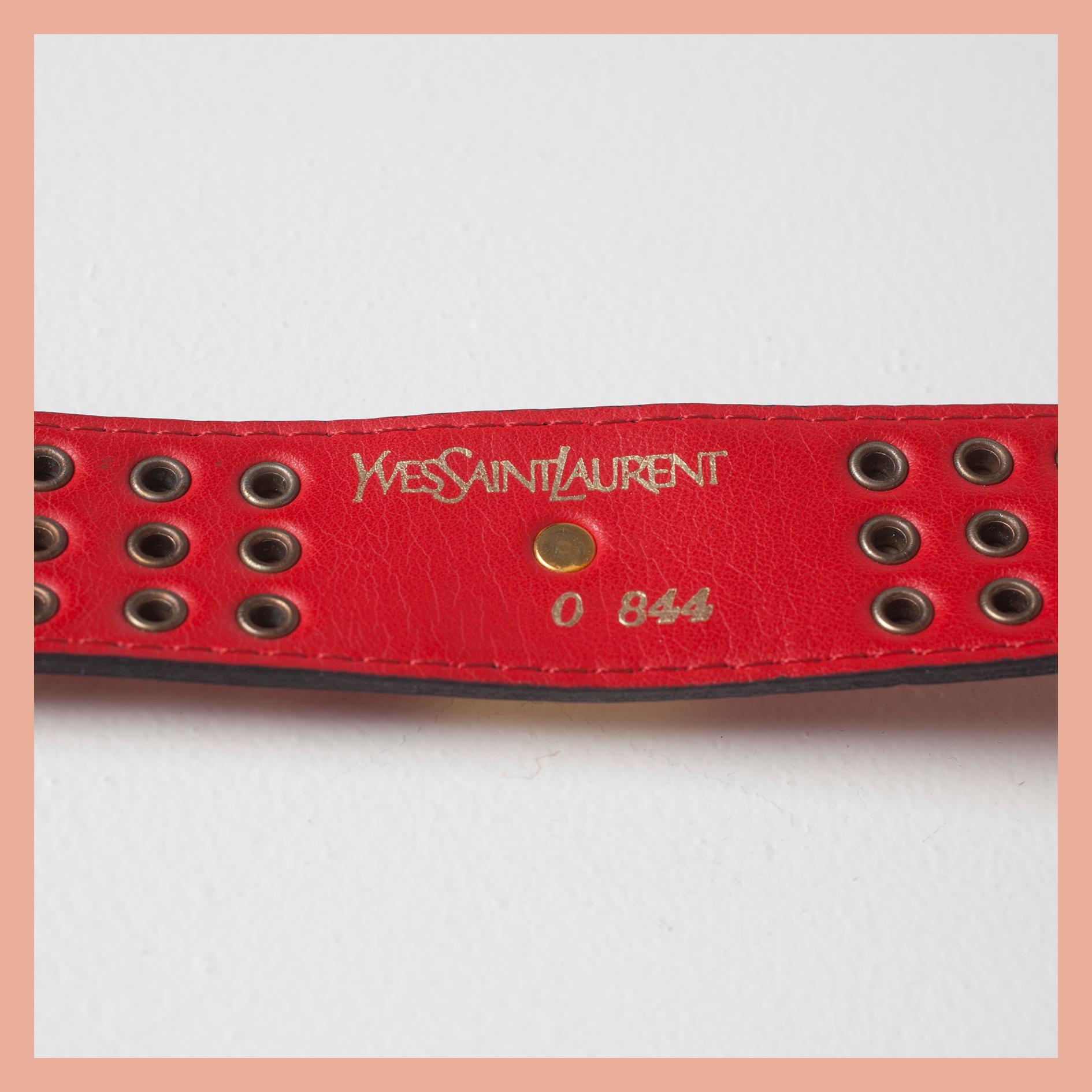 BELT, Yves Saint Laurent, size 75.