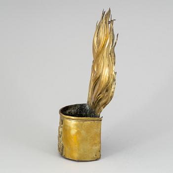 A BRASS SPOON HOLDER, 17th/18th century.