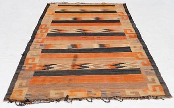 Matta, Kelim, ca 228 x 104 cm.