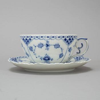 A set of six Danish Royal Copenhagen "Blu fluted full lace" pordelain teacups and saucers model 1142.
