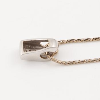 Pendant with chain, 18K white gold set with brilliant-cut diamonds.