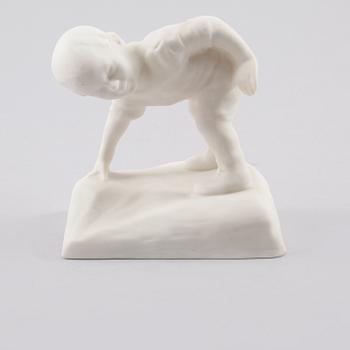 FIGURIN, parian, "Duktig Karl", Karl Hultström, tillverkningsår 1916-1926, signerad.