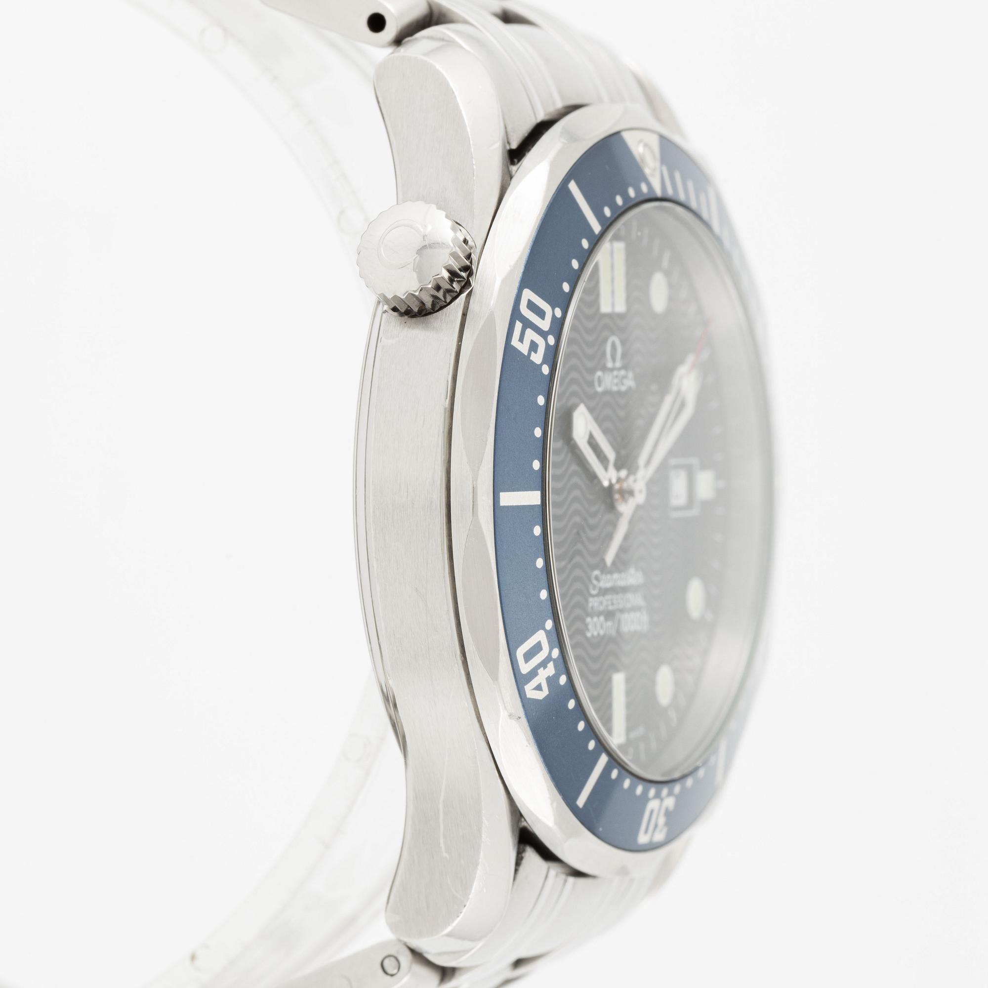 Omega, Seamaster, Professional, Diver 300M, "James Bond GoldenEye", ca 1998.