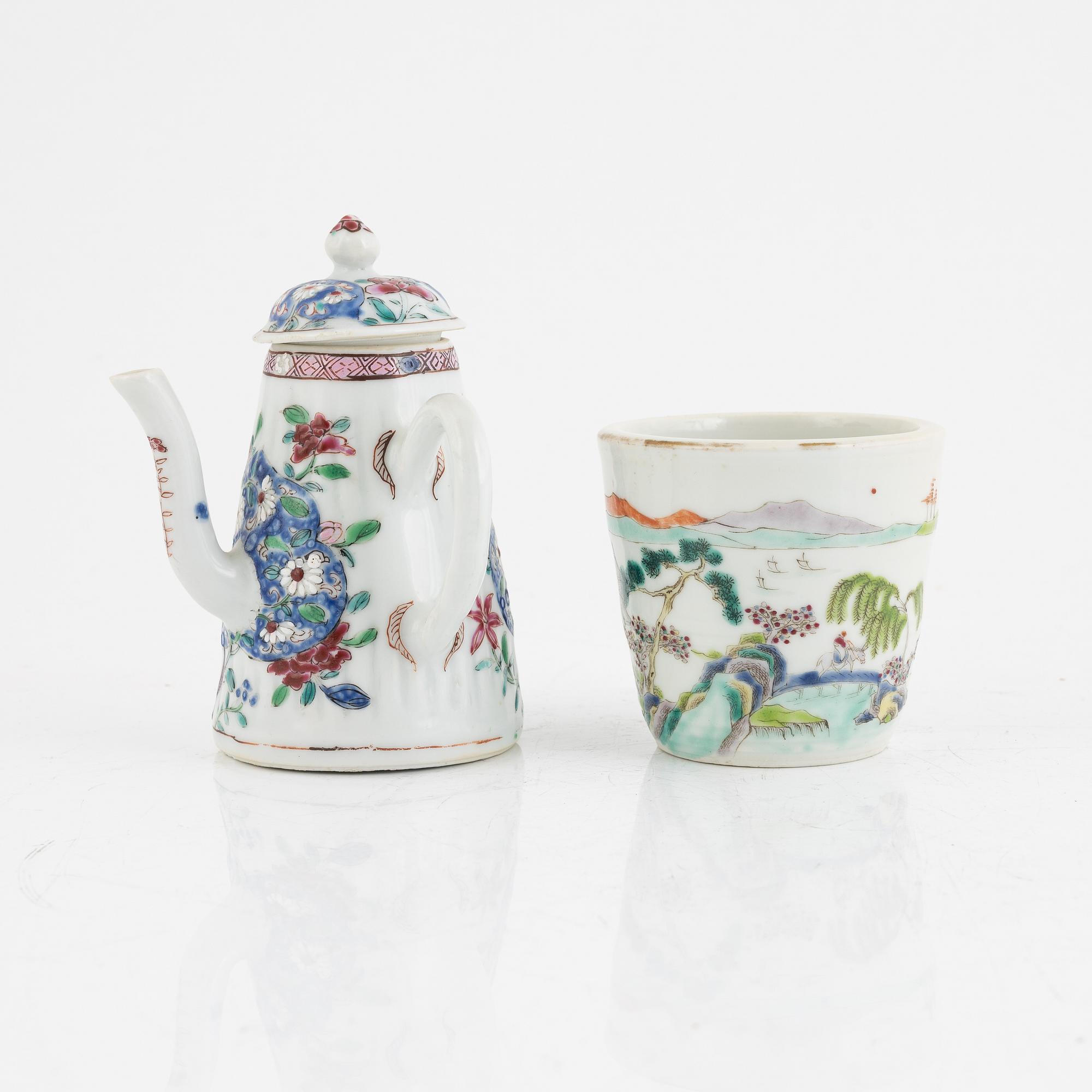 A porcelain tea pot and cup, china, 18th-19th century.