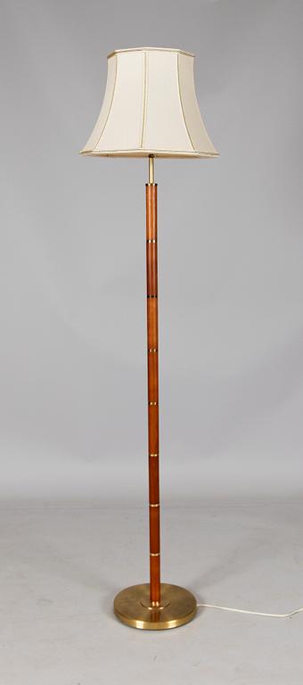 GOLVLAMPA, 1900-talets andra hälft.