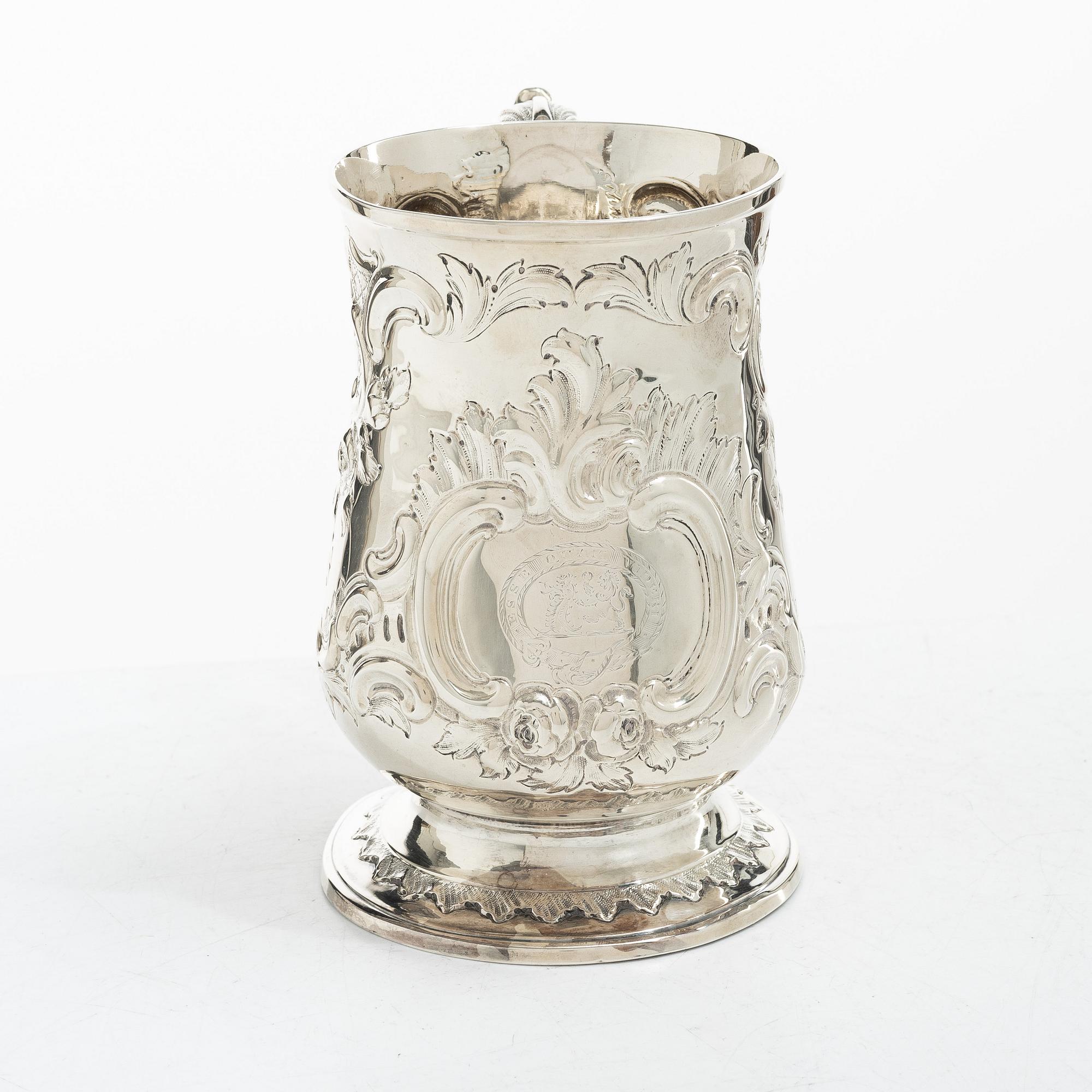 A British silver tankard, mark of John Kidder, London 1783.