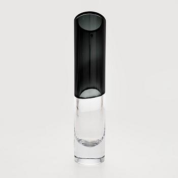 Kerttu Nurminen, a 'Lago' vase, signed Kerttu Nurminen Nuutajärvi.