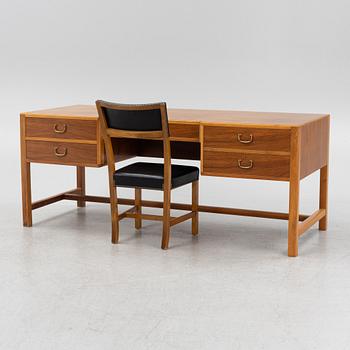 Josef Frank, skrivbord, modell 500/A, samt stol, modell 695, Firma Svenskt Tenn, före 1985.
