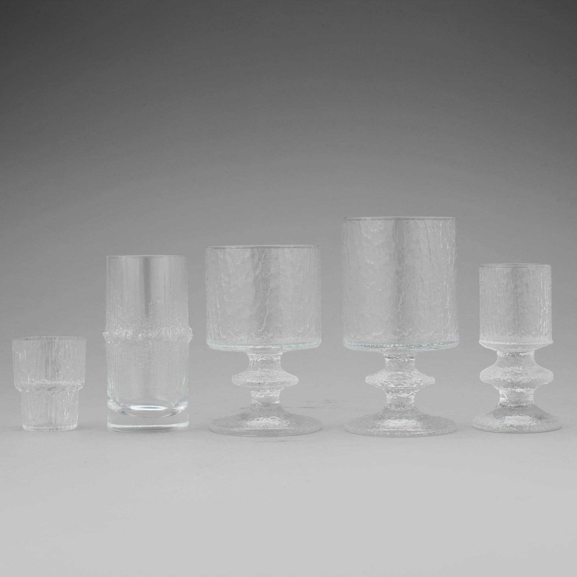 GLASSERVIS, 27 delar, glas, "Ultima Thule", Tapio Wirkkala, Iittala.
