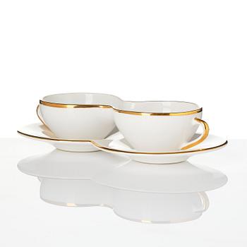 Mona Hatoum, "T42 (gold)".