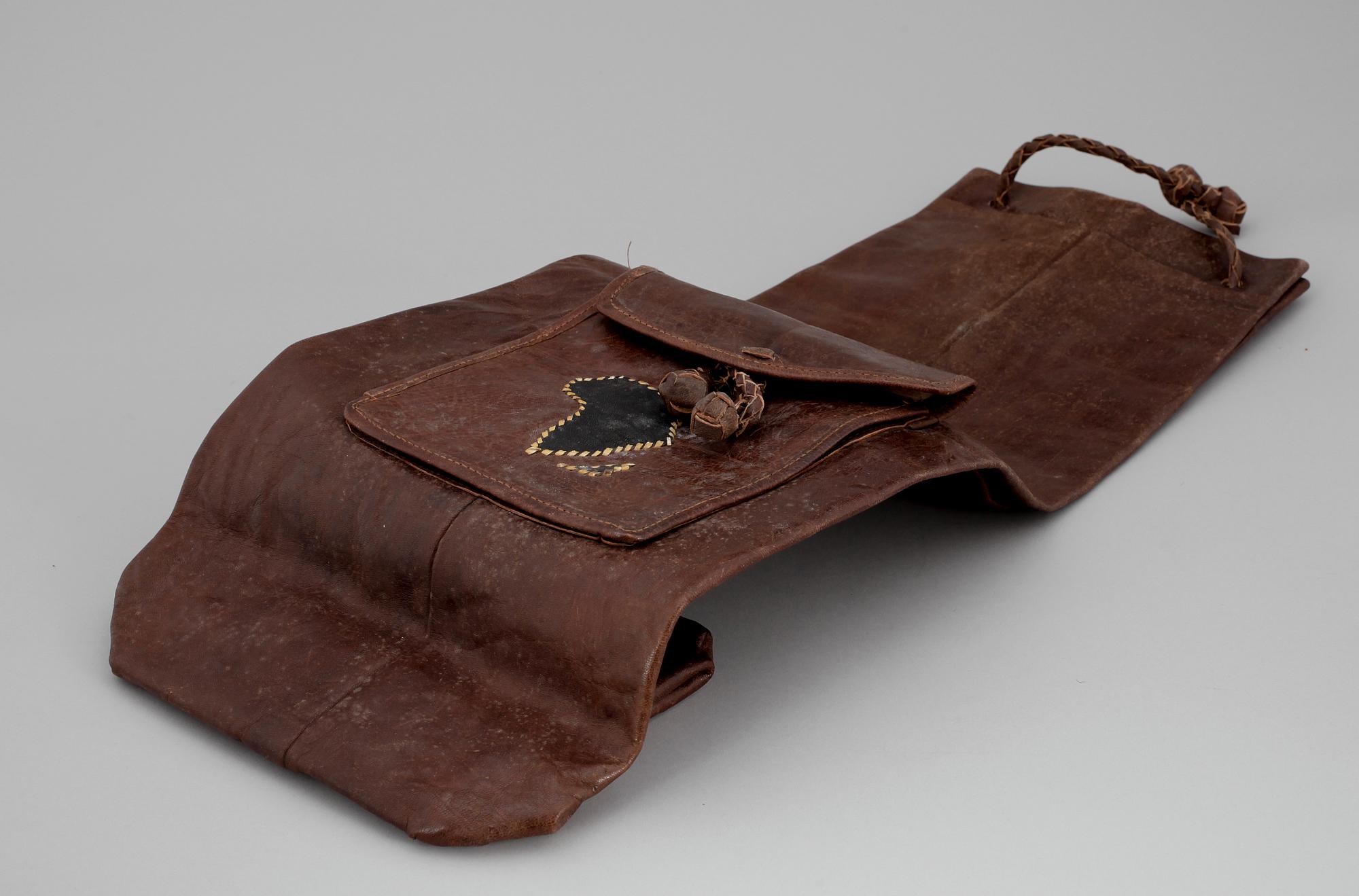 MASKER, 3 st. Afrika. 1900-talets andra hälft.