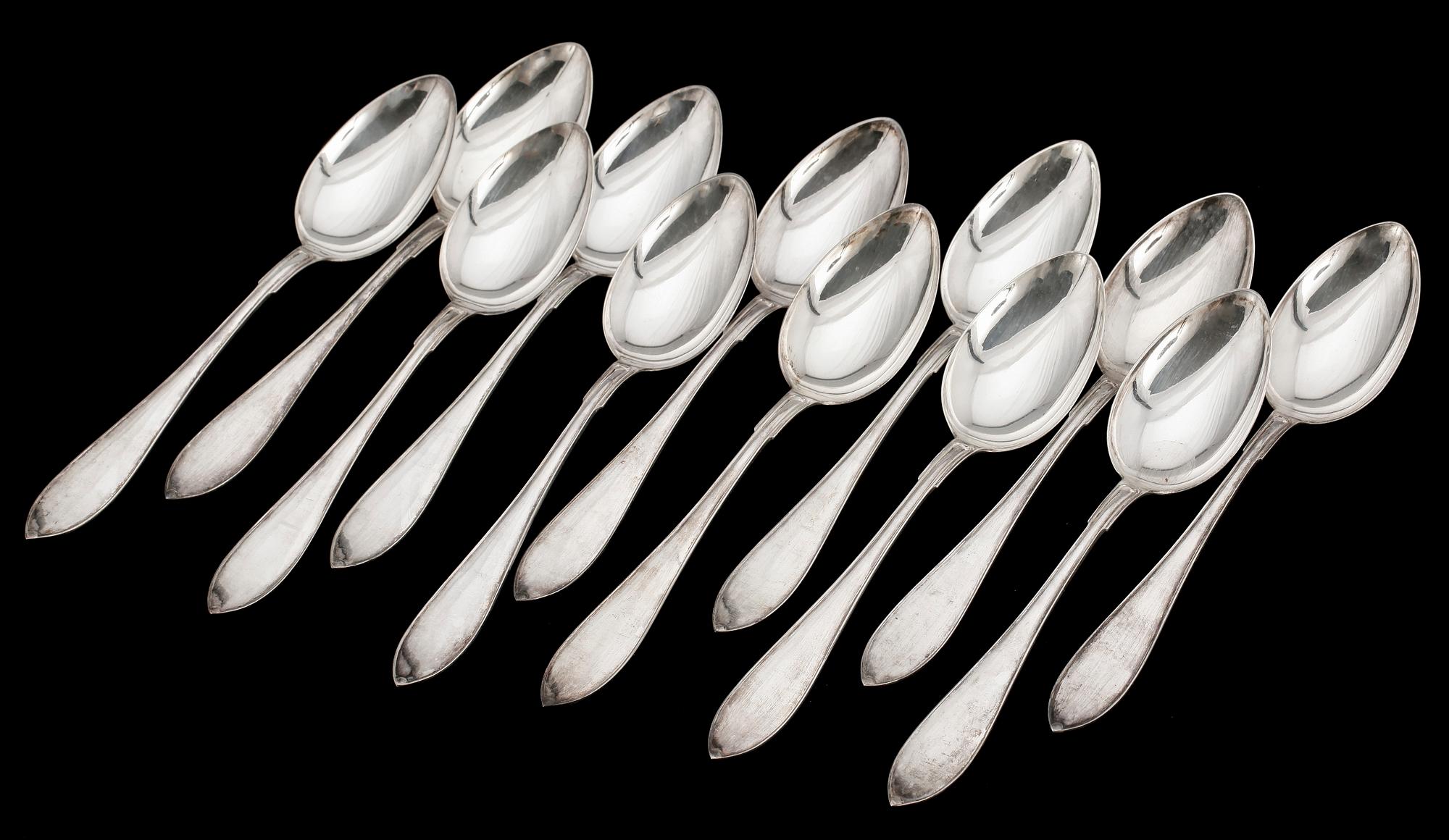 BORDSSKEDAR, 12 st. Silver. Tot. vikt 575 g. Modell Svensk Spets. 1929.