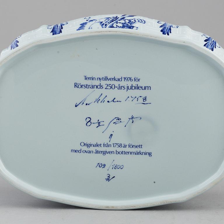 RÖRSTRAND, a porcelaine anniversary tureen, 1976.