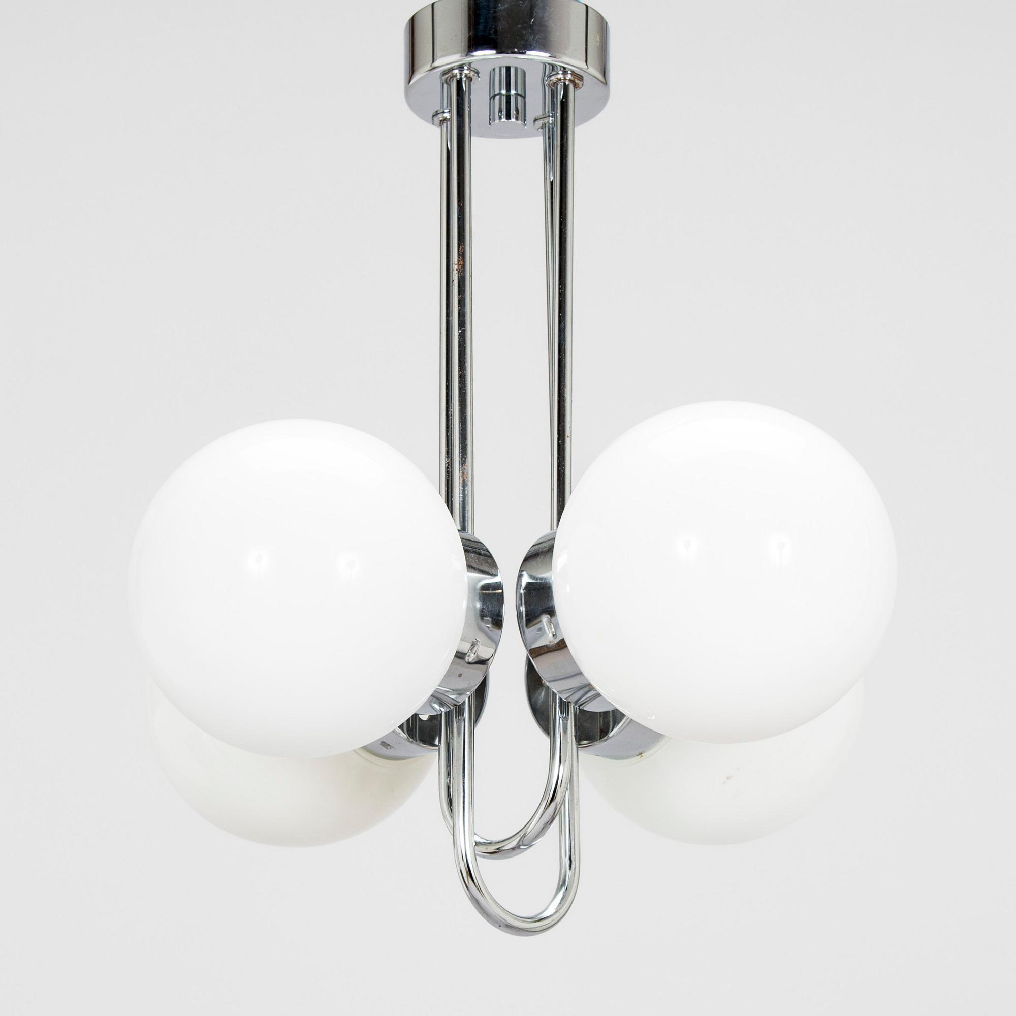A pendant ceiling light, 1960s/70s.
