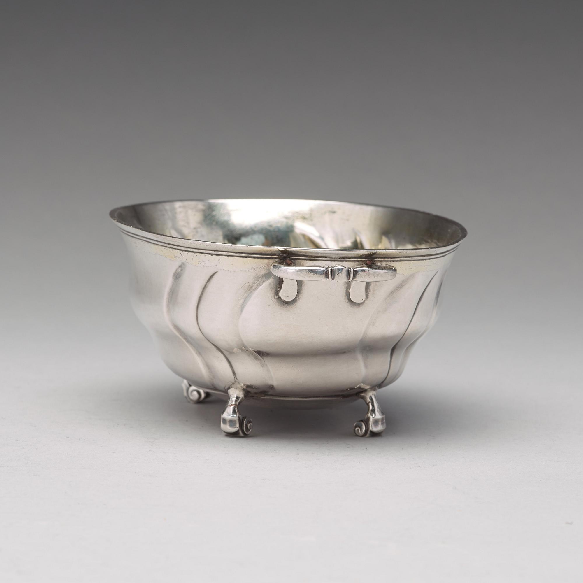 Arvid Castman, konfektskål, silver, Eksjö 1764. Senbarock/tidig rokoko.