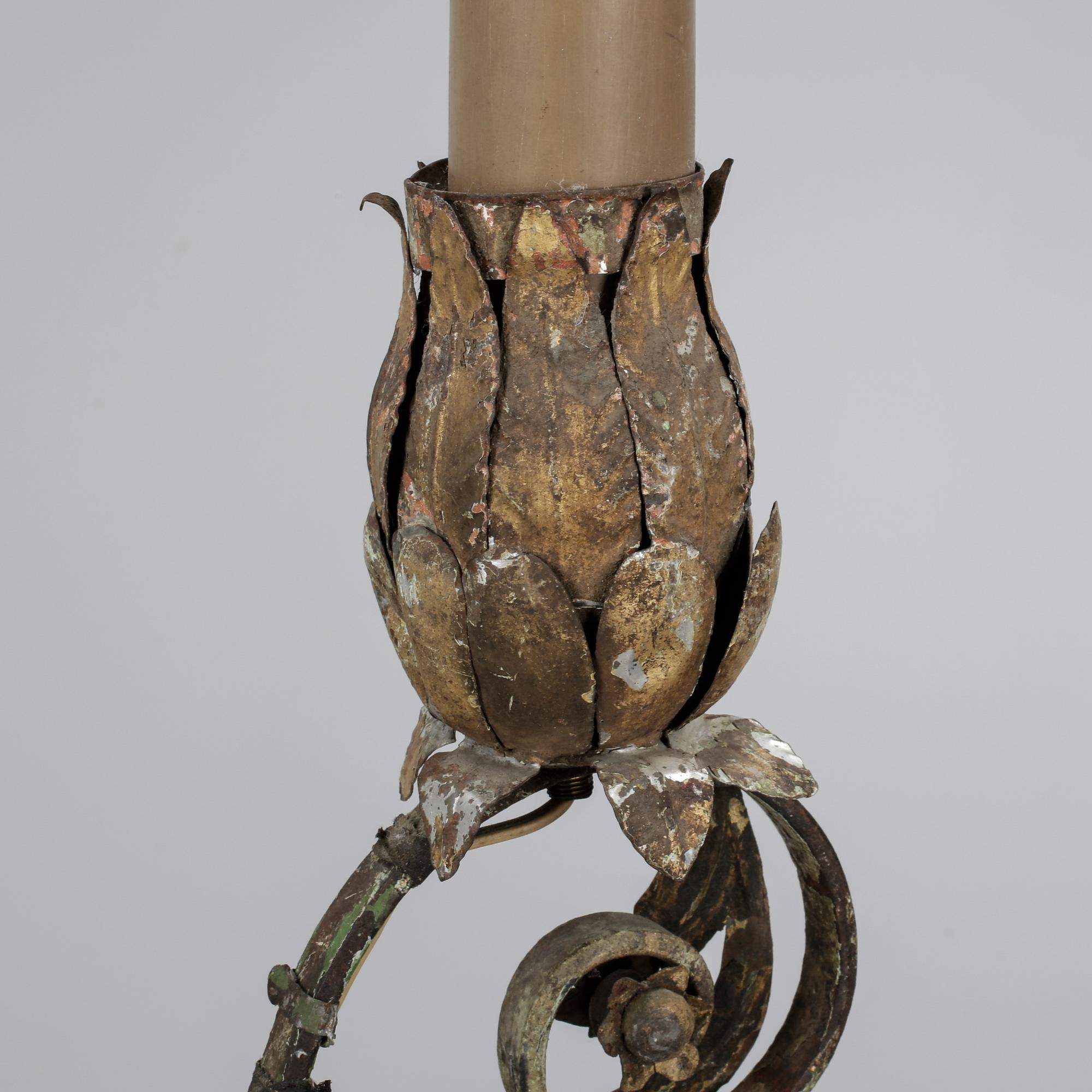 VÄGGLAMPETTER ett par, smidesjärn, 1900-talets första hälft.